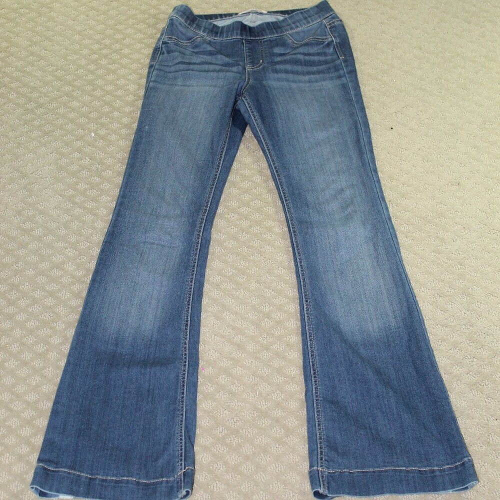 Cello Women's Size Small Flared Leg Pull On Blue Jeans